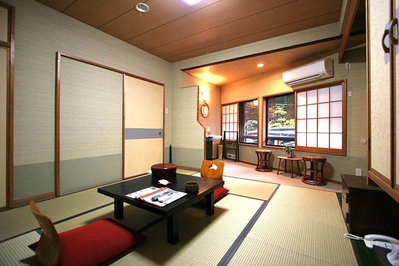 ますとみ旅館 箱根町 部屋 写真